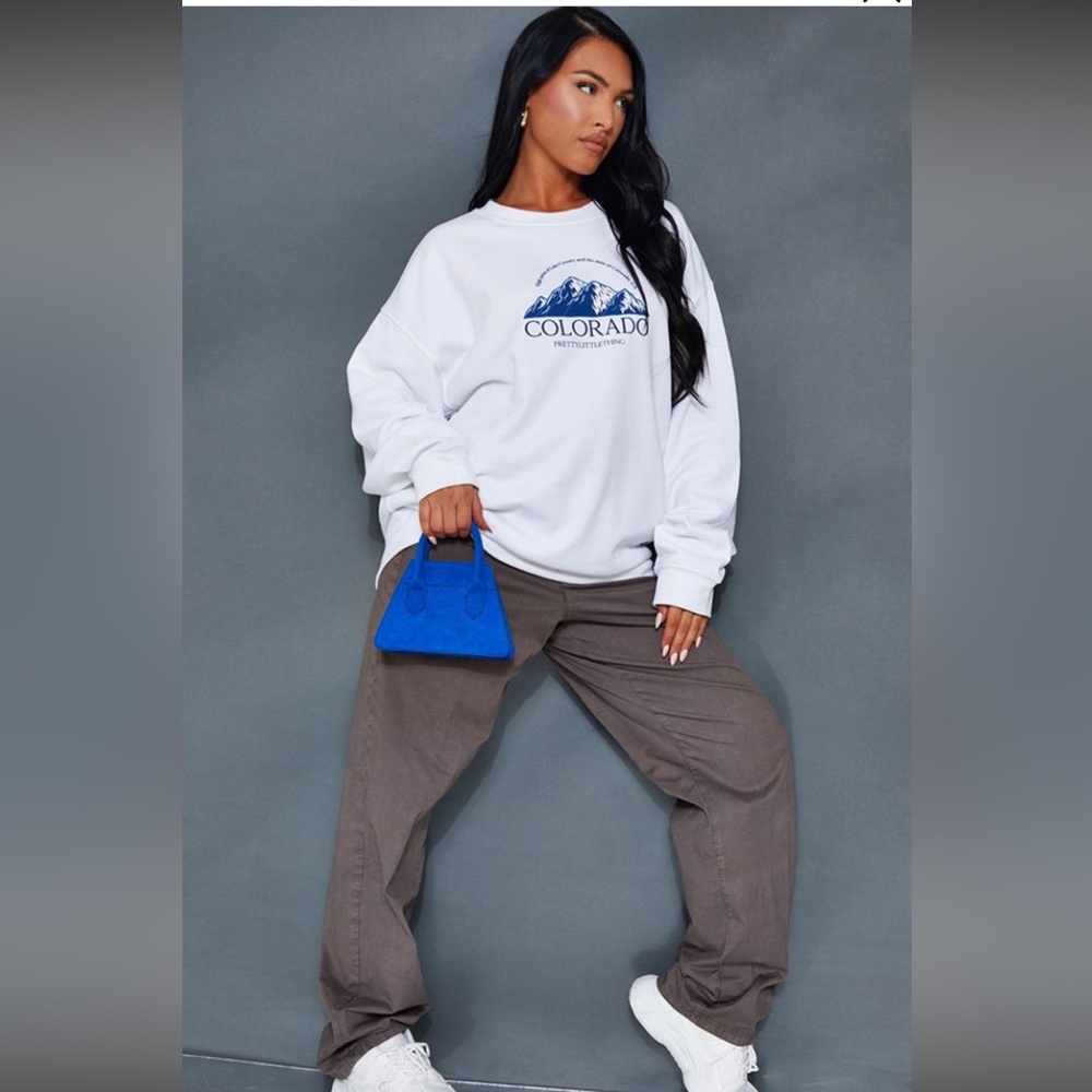 PrettyLittleThing | White Crew Neck Sweatshirt | Colorado Graphic | Oversized XS